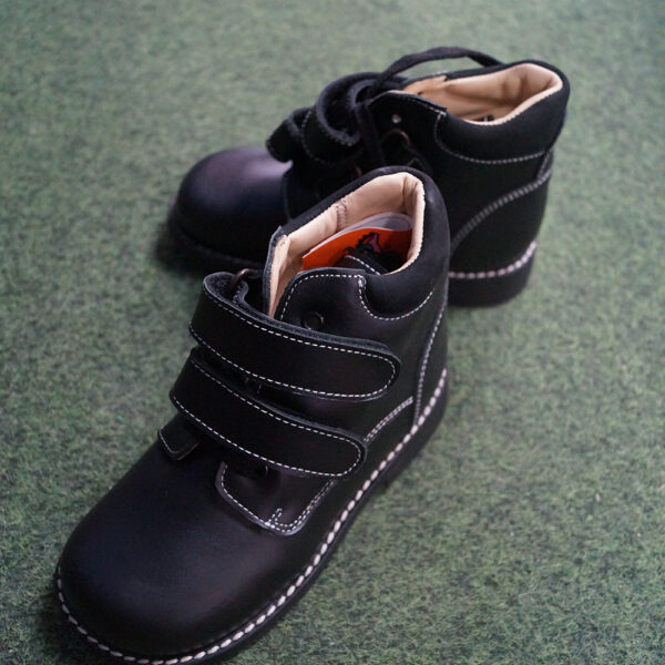 Medical shoes